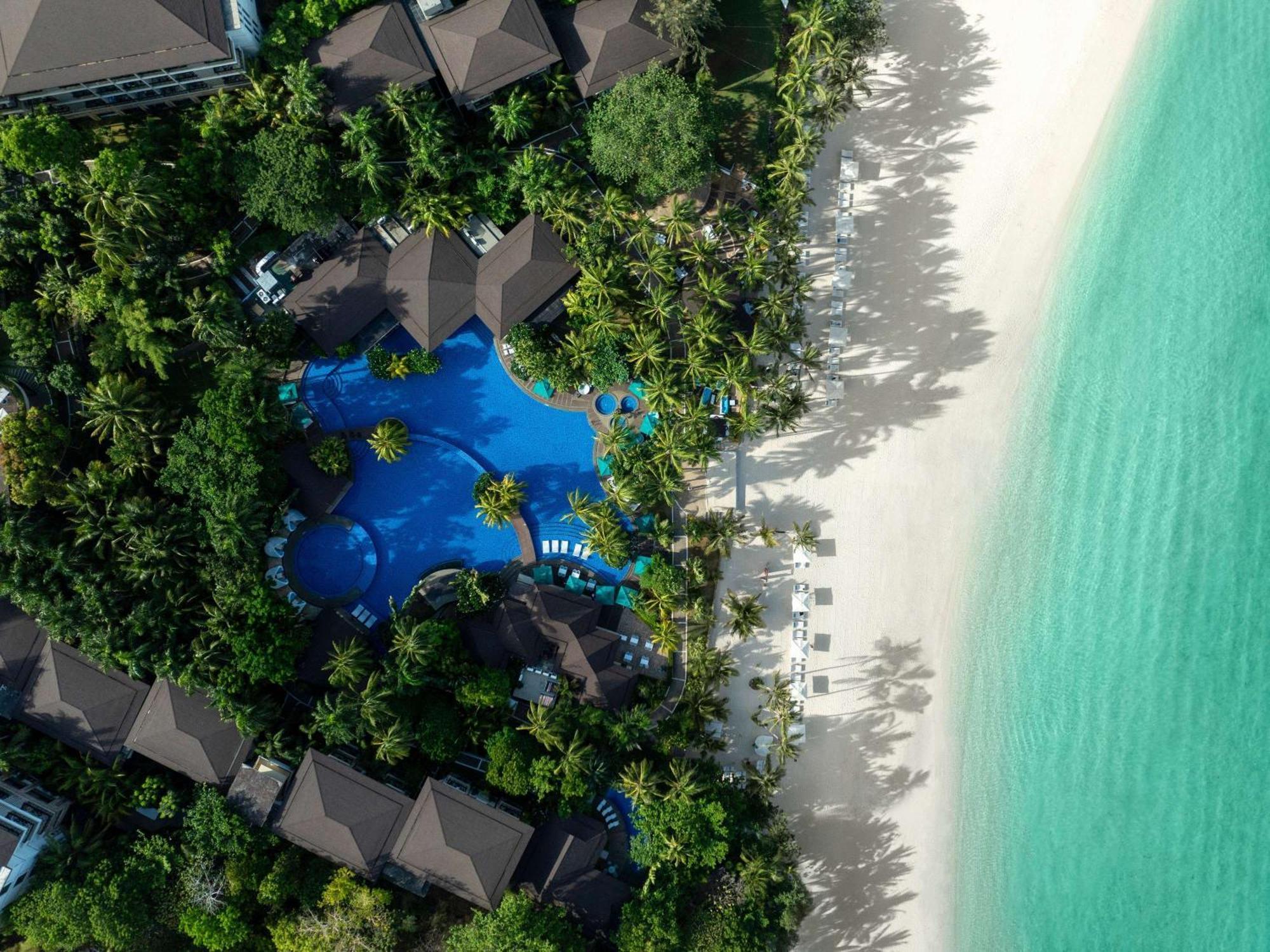 Movenpick Resort & Spa Boracay Yapak Exterior foto Aerial view of the resort