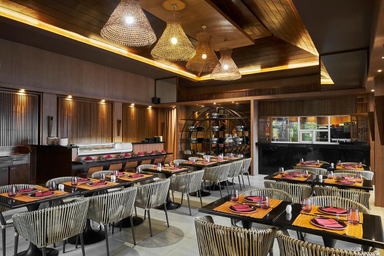 Movenpick Resort & Spa Boracay Yapak Exterior foto The interior of the restaurant
